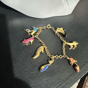 Vintage MMA Enamel Shoe Charm Bracelet – Gold-Plated, 7 Unique Heels